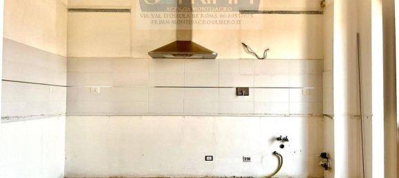 4 rooms Apartment in Rome, Italy No. 29341 8