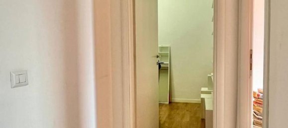 4 rooms Apartment in Rome, Italy No. 29341 9