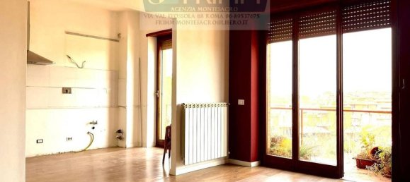 4 rooms Apartment in Rome, Italy No. 29341 5