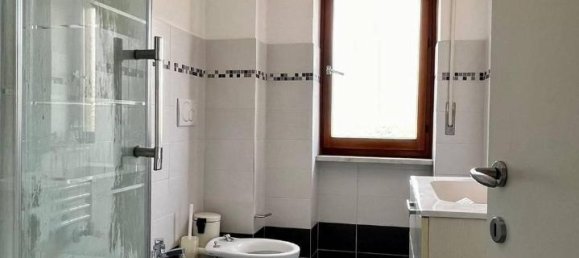 4 rooms Apartment in Rome, Italy No. 29341 13