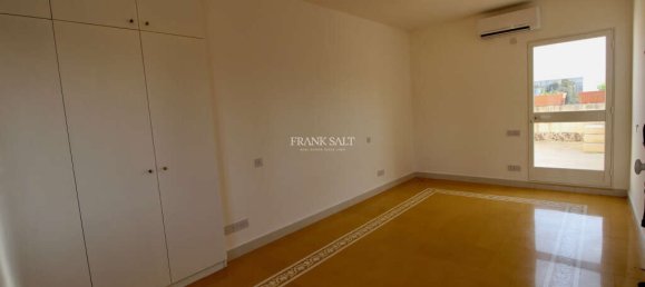 2 غرف نوم تاون هاوس في Lija, Malta رقم 4110 8