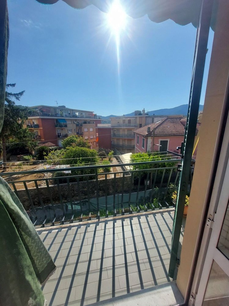 Квартира с 3 комнатами в Рапалло, Италия № 310667