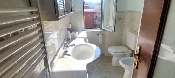 Квартира с 3 комнатами в Рапалло, Италия № 310667 8