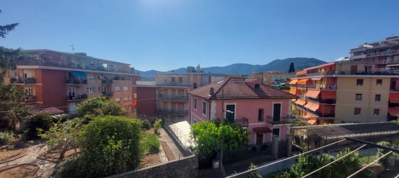 Квартира с 3 комнатами в Рапалло, Италия № 310667 2