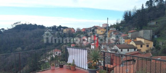 Casa de 3 dormitorios en La Spezia, Italy No. 201255 5