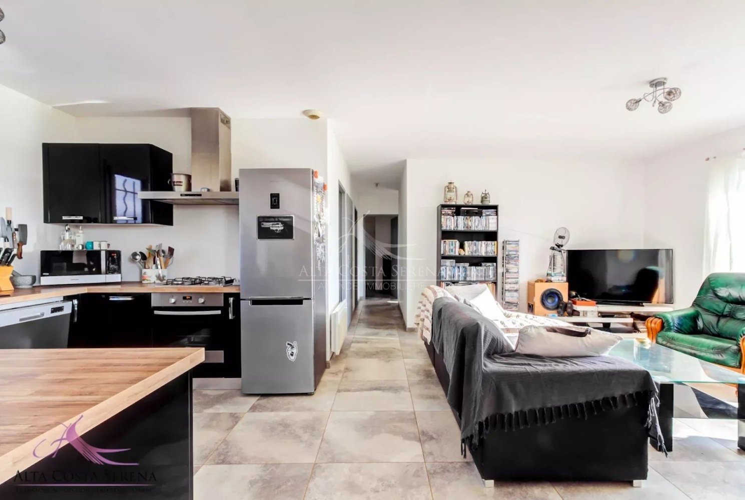 3 Schlafzimmer Haus in Aleria, France, Nr. 215121