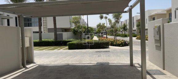 3 bedrooms Apartment in Muwaileh, UAE No. 10426 2