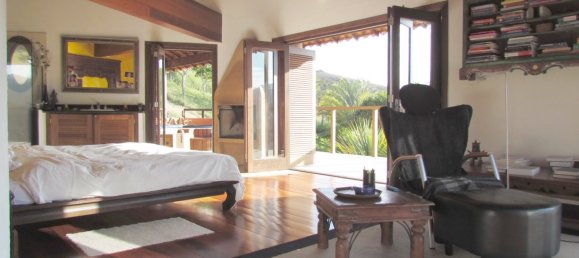 4 bedrooms Villa in Itaipava, Brazil No. 10 16