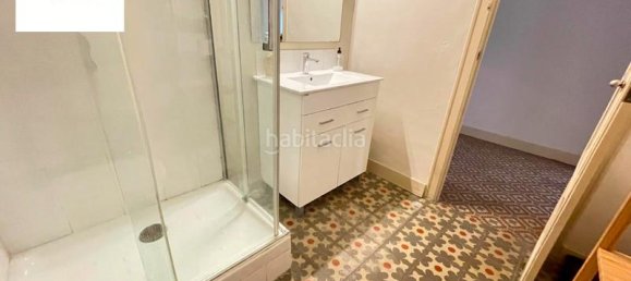 2 bedrooms Apartment in Ciutat Vella, Spain No. 114186 6