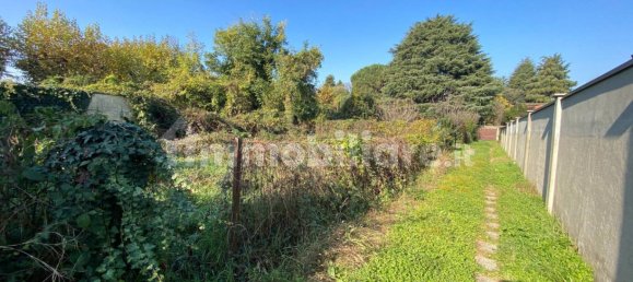 2 bedrooms House in Olgiate Olona, Italy No. 10535 30