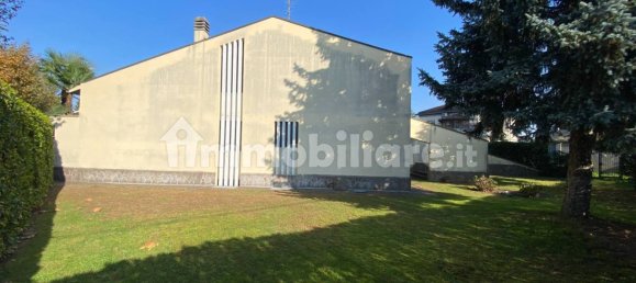 2 bedrooms House in Olgiate Olona, Italy No. 10535 37