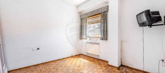 1020m² Building in Chaves, Portugal No. 140806 2