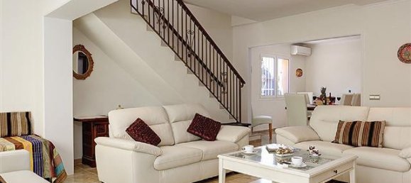 4 bedrooms Villa in Marbella, Spain No. 87949 5