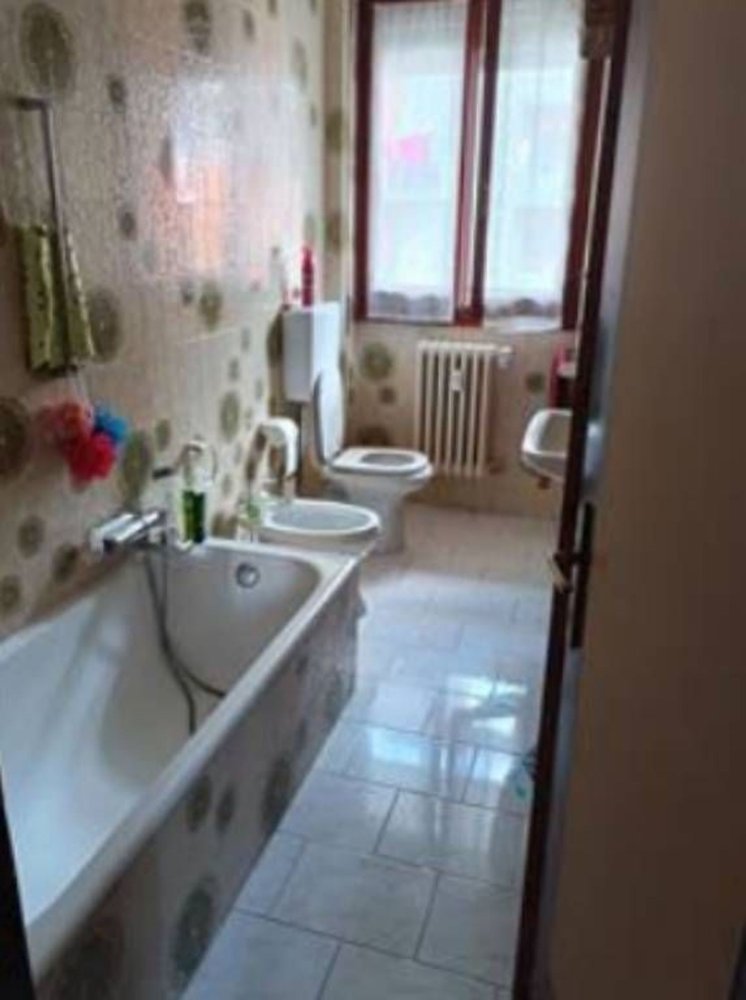 3 rooms Apartment in Sondrio, Italy No. 7224