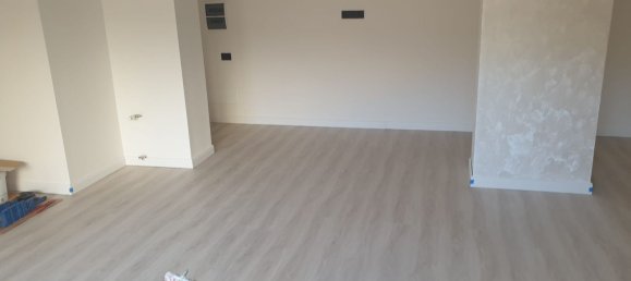 2 Schlafzimmer Wohnung in Genoa, Italy, Nr. 376392 27