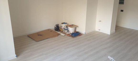 2 Schlafzimmer Wohnung in Genoa, Italy, Nr. 376392 10