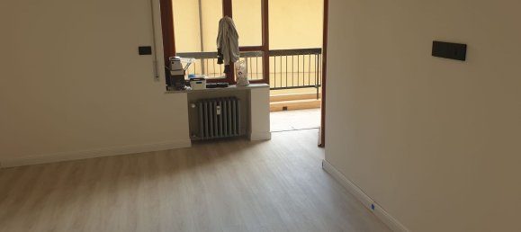 2 Schlafzimmer Wohnung in Genoa, Italy, Nr. 376392 13