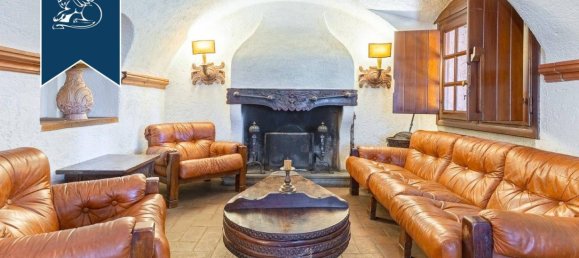 4 bedrooms Villa in Paruzzaro, Italy No. 352259 25