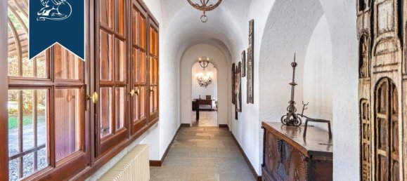 4 bedrooms Villa in Paruzzaro, Italy No. 352259 37