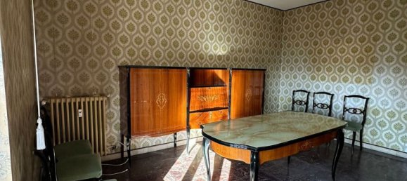 4 rooms Apartment in Vercelli, Italy No. 86262 20