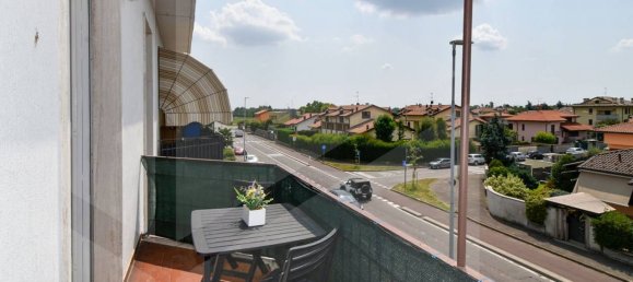 3 rooms Apartment in Parabiago, Italy No. 28768 6