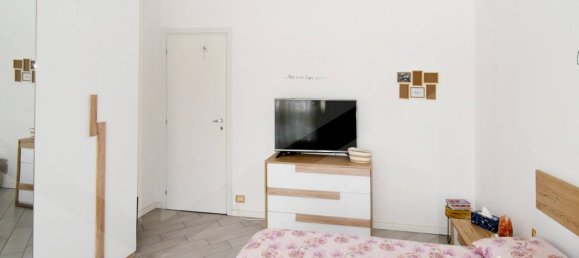 3 rooms Apartment in Parabiago, Italy No. 28768 10