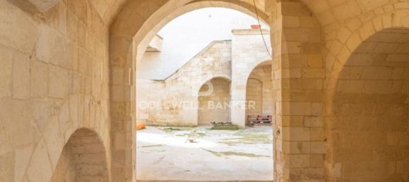 5 rooms Building in Gravina in Puglia, Italy No. 154627 8