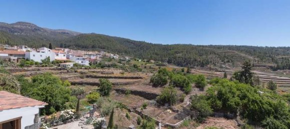 4 bedrooms House in Vilaflor, Spain No. 29769 4