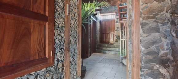 4 bedrooms House in Vilaflor, Spain No. 29769 22