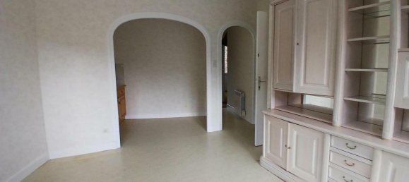 Здание 216м² в Луара, Франция № 192372 5