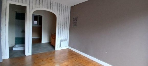 Здание 216м² в Луара, Франция № 192372 3