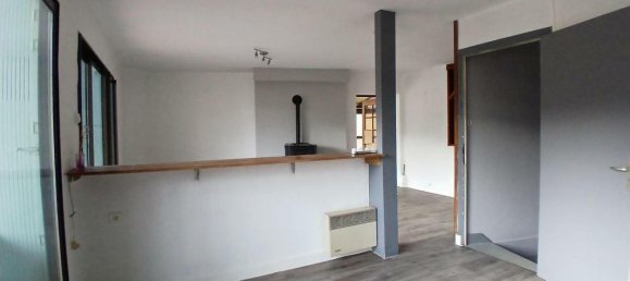 Здание 216м² в Луара, Франция № 192372 9