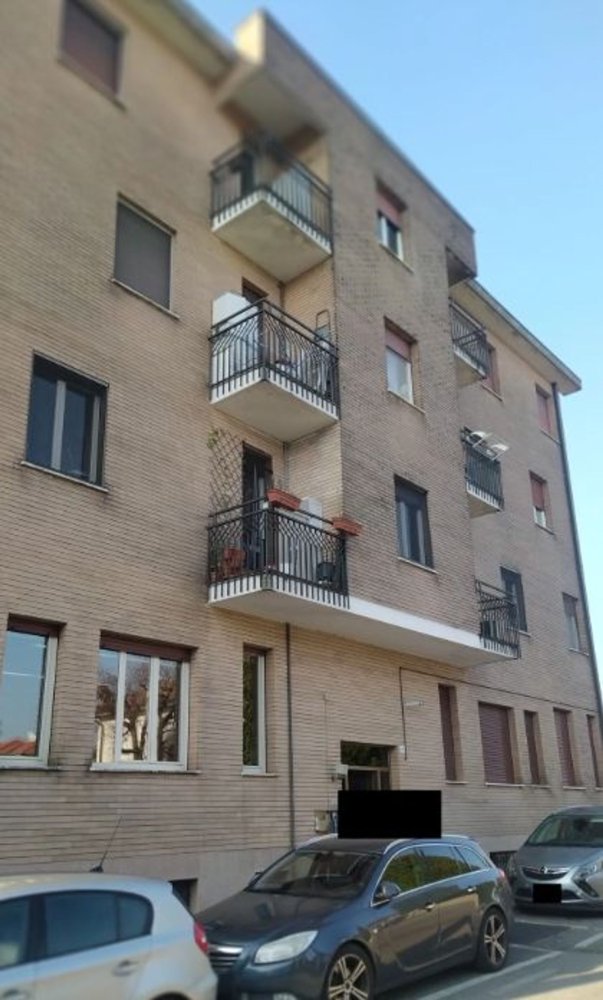 3 rooms Apartment in Bernareggio, Italy No. 186908