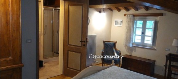 12 rooms House in Capannori, Italy No. 11006 44