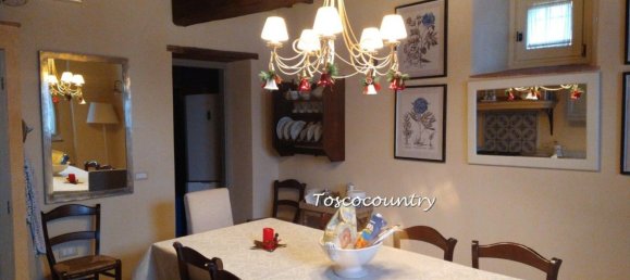 12 rooms House in Capannori, Italy No. 11006 6