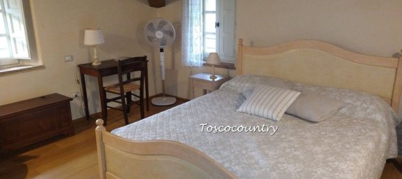 12 rooms House in Capannori, Italy No. 11006 23
