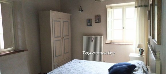 12 rooms House in Capannori, Italy No. 11006 19