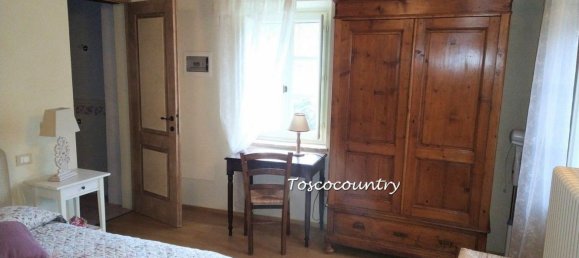12 rooms House in Capannori, Italy No. 11006 32