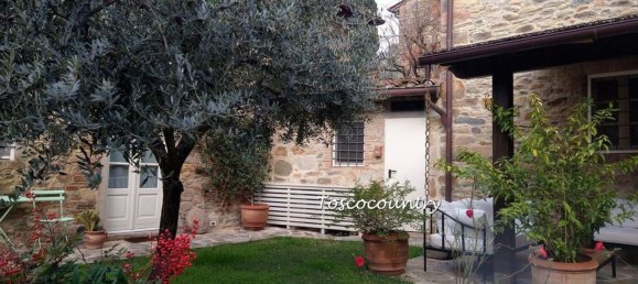 12 rooms House in Capannori, Italy No. 11006 40