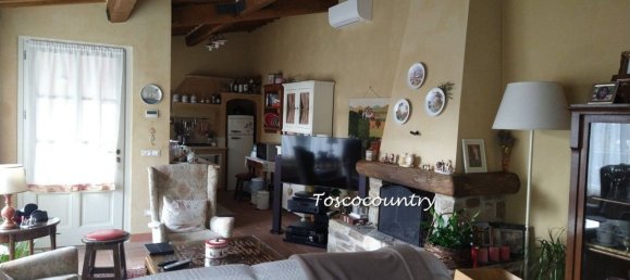 12 rooms House in Capannori, Italy No. 11006 57