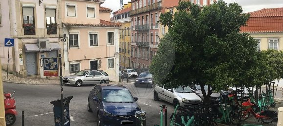 9 bedrooms Building in Lisbon, Portugal No. 103366 10