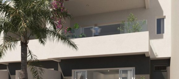 3 bedrooms Townhouse in Monforte del Cid, Spain No. 10650 2