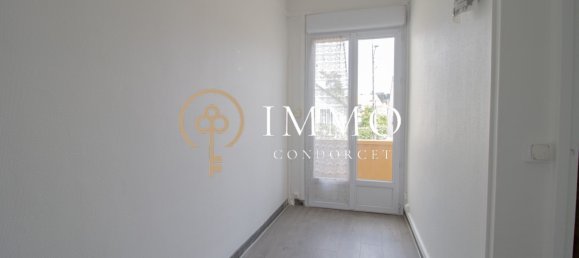 2 chambres Maison de ville à Cachan, France No. 144793 8