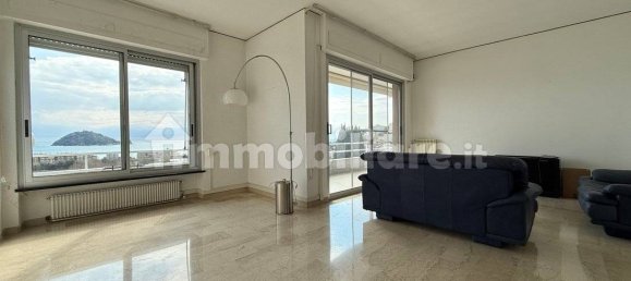 2 bedrooms Apartment in Albenga, Italy No. 15165 5
