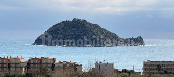 2 bedrooms Apartment in Albenga, Italy No. 15165 13