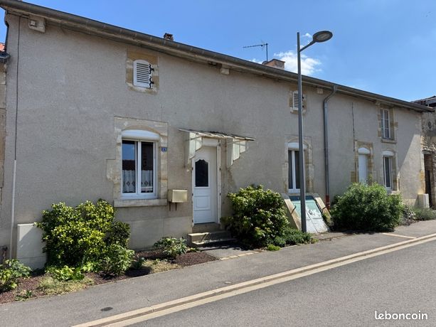 Adosado de 2 dormitorios en Bar-le-Duc, France No. 301933