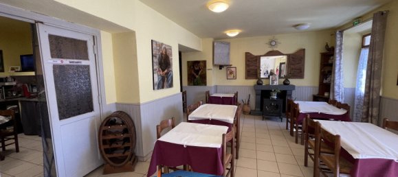 84m² Office in Albertacce, France No. 86216 4