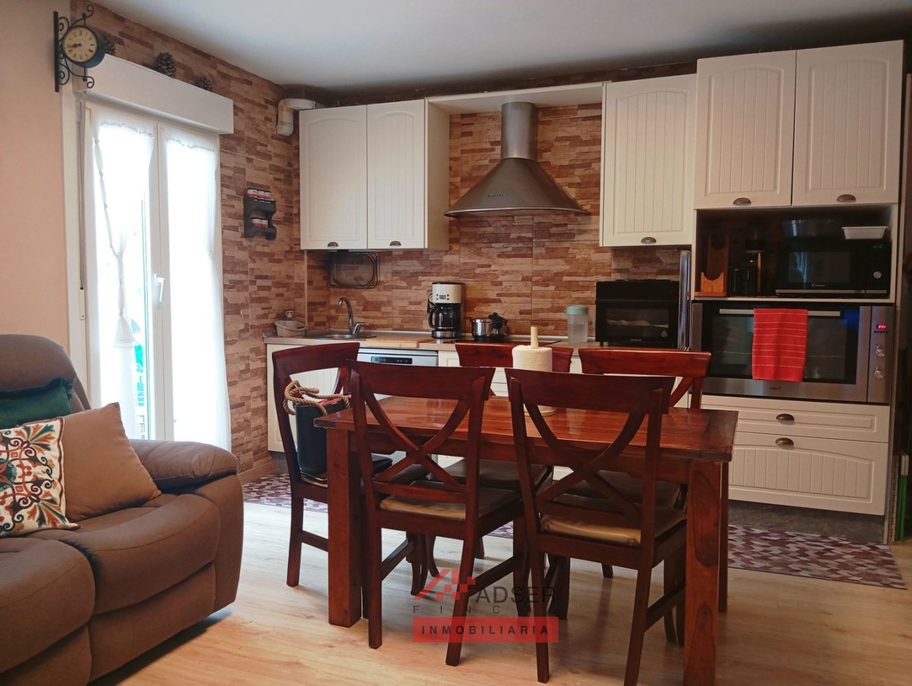 4 bedrooms Apartment in Logrono, Spain No. 170701