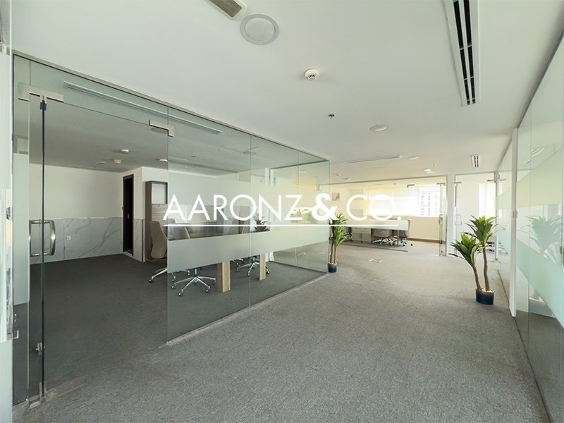 Oficina en Business Bay, UAE 95 m² No. 123399