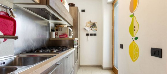 Квартира с 2 спальнями в Рим, Италия № 60611 10